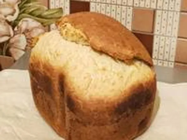 Білий хліб на молоці