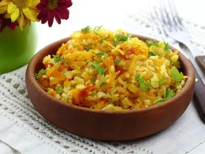 Булгур з молодою капустою