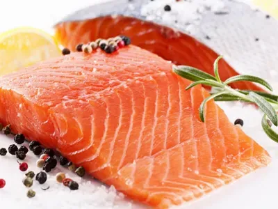 Фото: Солона червона риба