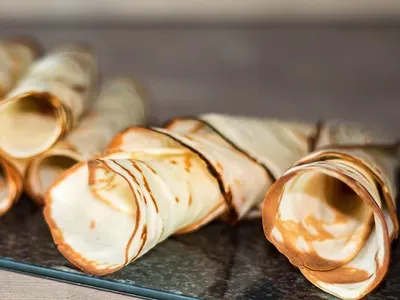 Цукрові вафлі на сковороді