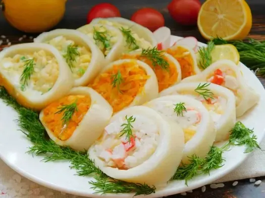 Фаршировані кальмари з трьома начинками