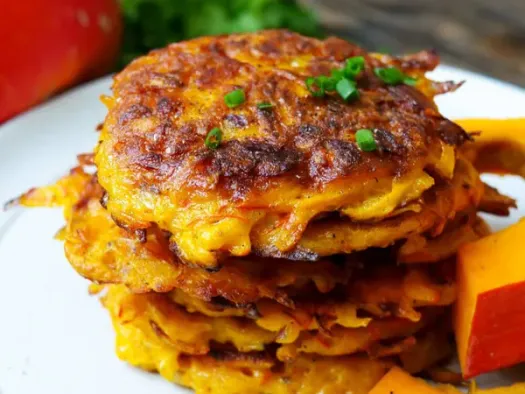 Гарбузові оладки з часником та свіжою петрушкою