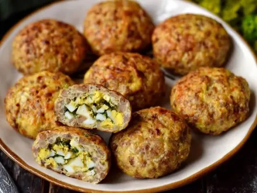 Гречаники з курячим фаршем та яєчною начинкою