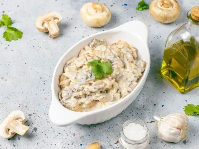 Гриби з квасолею та вершками