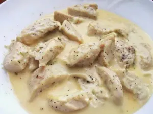Фото: Індиче філе, тушковане зі сметаною