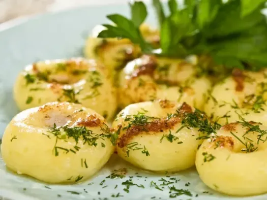 Картопляно-сирні галушки 