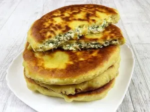 Кефірно-сирні коржі з кропом