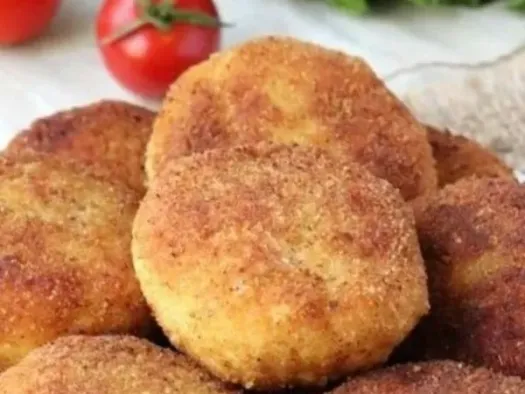 Вегетаріанські котлети з квасолі