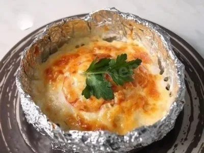 Куряче філе "Сюрприз", запечене у фользі