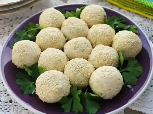 Курячі кульки з маслинами