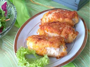 Курячі рулетики з кисломолочним сиром у духовці