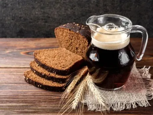 Фото: Квас із житнього хліба