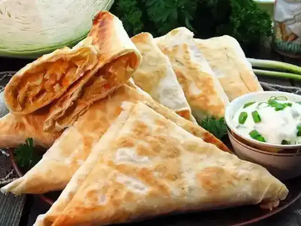 Лаваш з капустяною начинкою