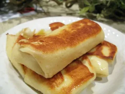 Млинці з грибами, куркою та сиром