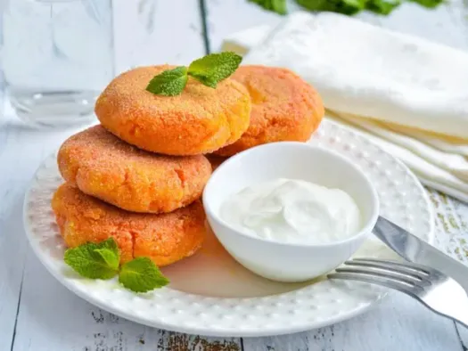 Морквяні котлети з манкою
