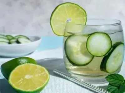 Фото: Огірковий лимонад