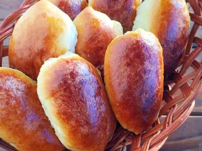 Пиріжки з яблуками у духовці