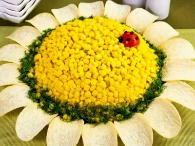 Фото: Салат "Ромашка"