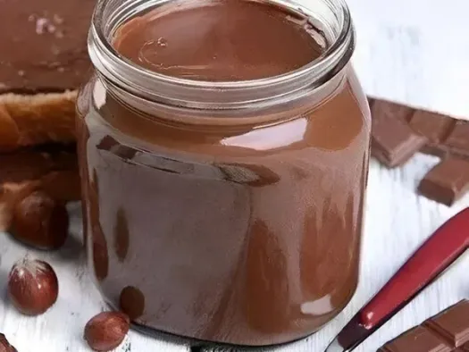 Домашня шоколадна паста Нутелла з горіхами